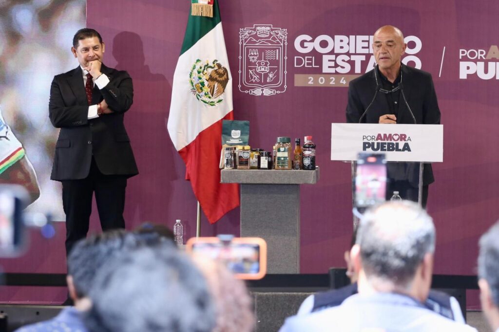 UDEP Puebla convocatoria 2026 suma 187 preinscripciones; el rector José Luis Sánchez Solá destaca el deporte como vía de oportunidades y alista equipo profesional.